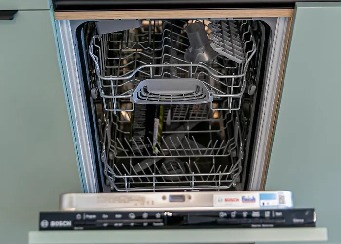 River View With Free Parking * קובנה