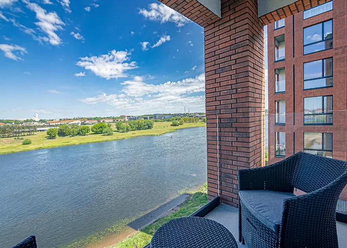 דירה River View With Free Parking