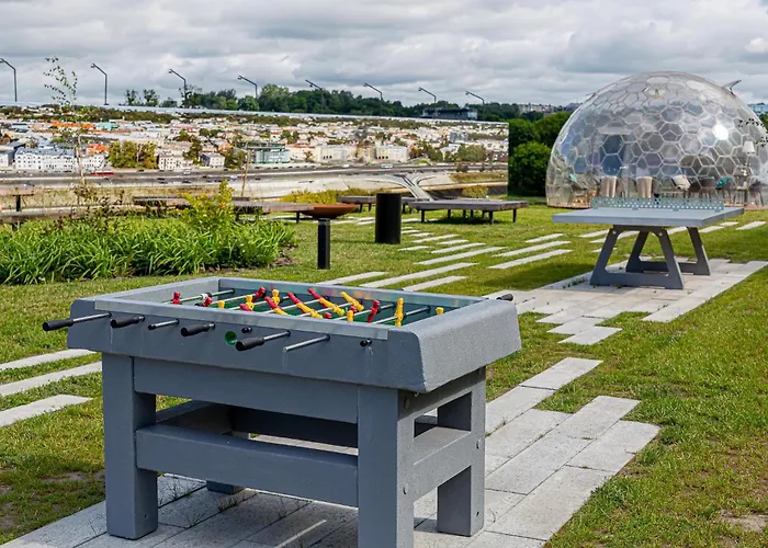 River View With Free Parking דירה